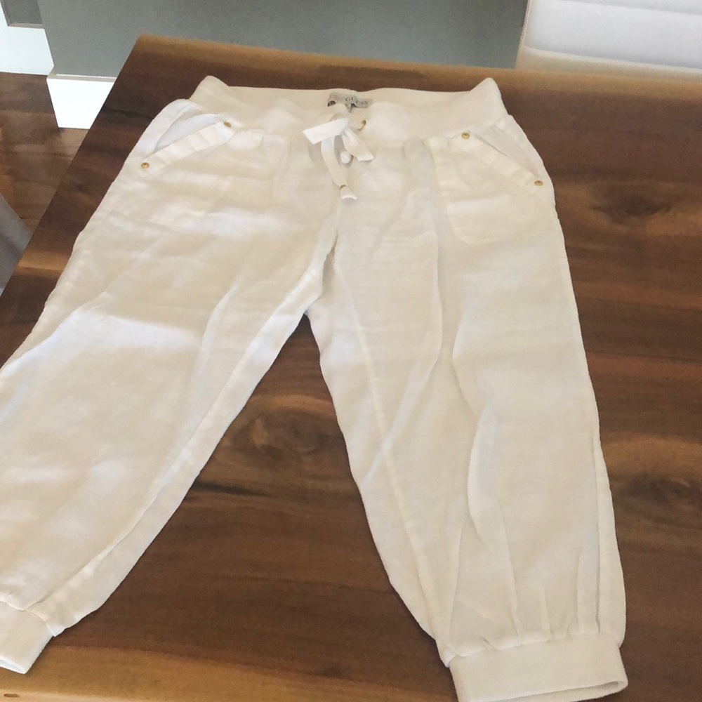 White linen crop